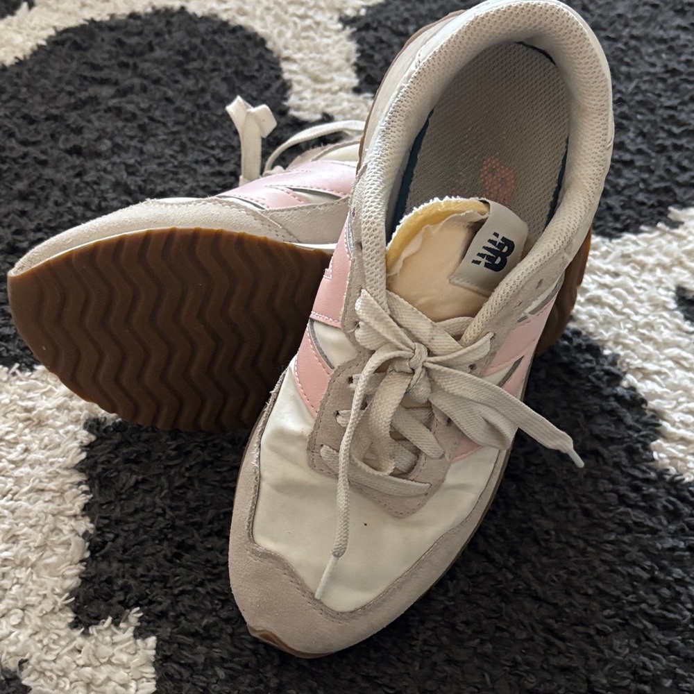 New Balance Women's Pink and White Athletic Sneakers